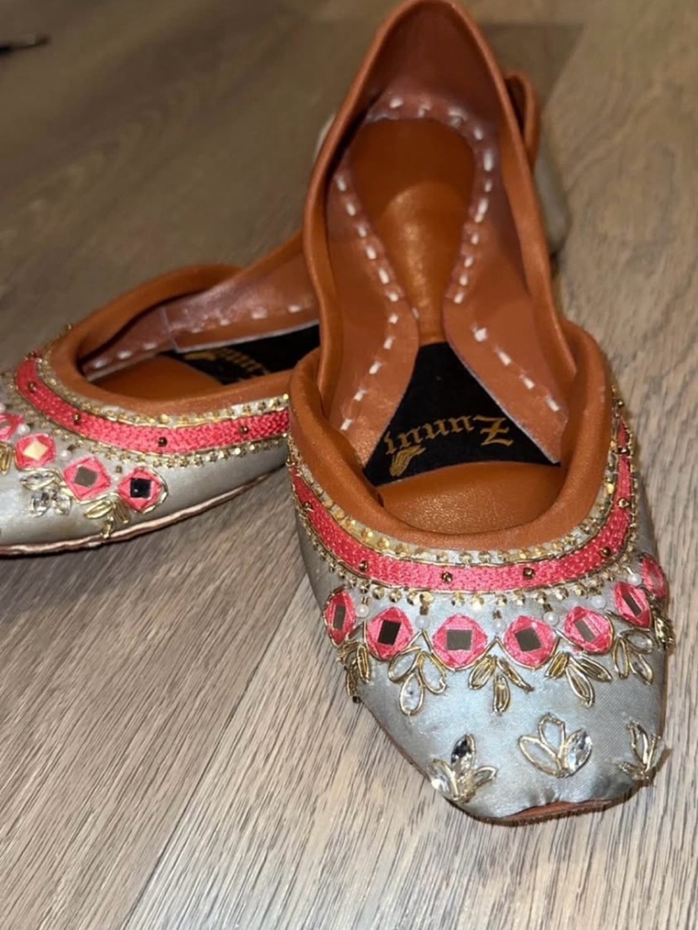 Ethnic Indian Wear Embroidered Jutti in Silver, Pink & Brown mirror work